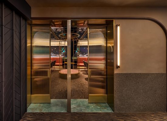 MLF_21_Paul_Kelly_Mayfair_00178_DoorsHalf